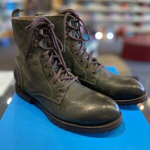 JOHN FLUEVOG LIVING "BLAKE" RARE GREEN!! M7/W9 (FITS MENS 7.5 or WOMENS 9.5)